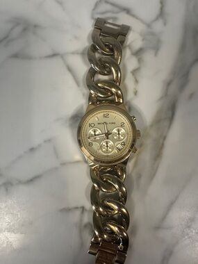 Michael Kors Gold Tone Link Bracelet Chronograph Watch